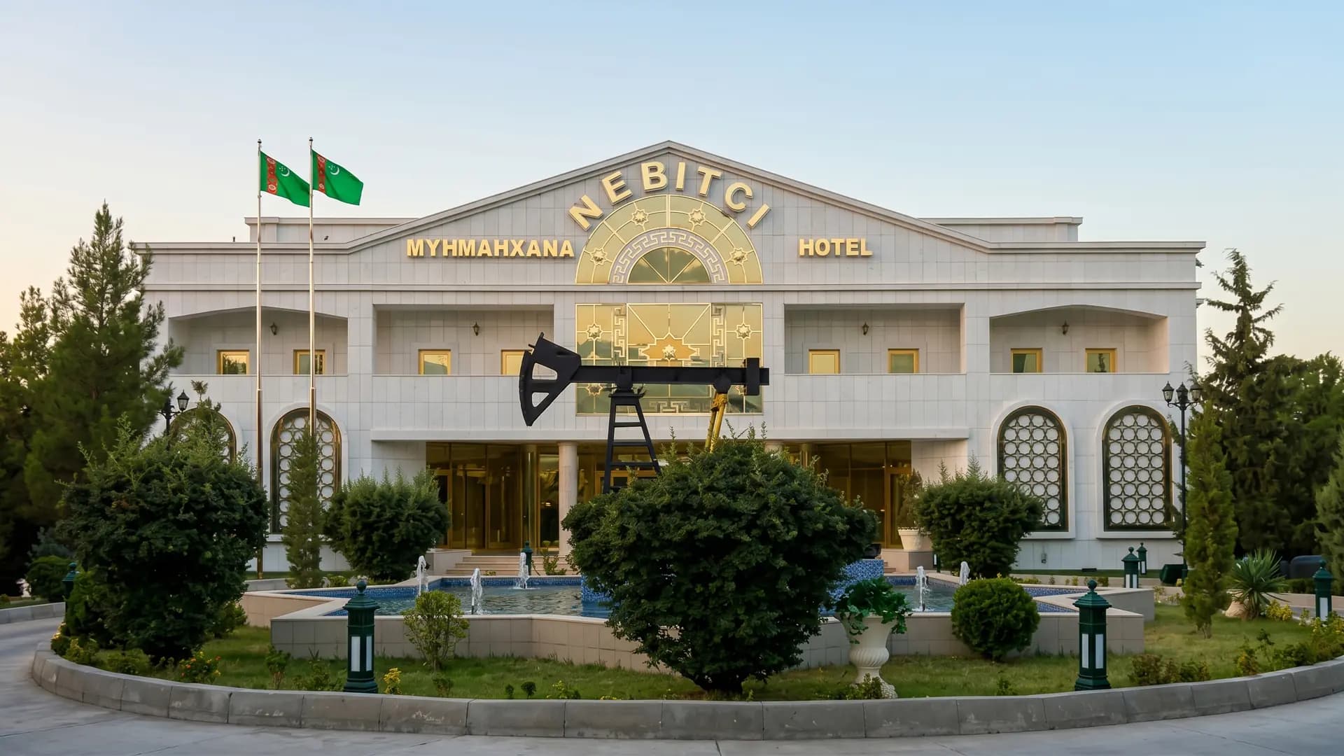Nebitchi Hotel